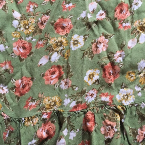 Floral Tank Top - Picture 6 of 7